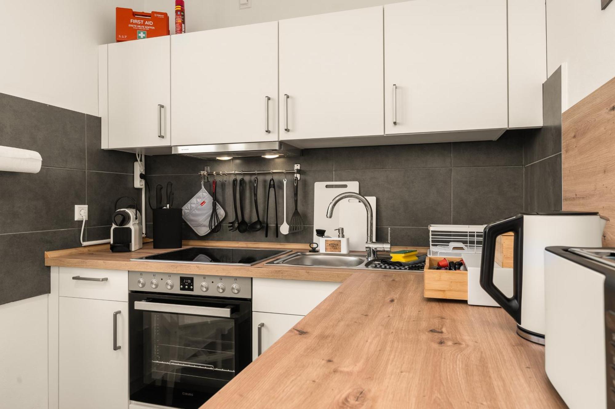 Free Living - City Design Apartments, Zentrum, Outlet, Balkon, Kueche Вольфсбург Екстер'єр фото